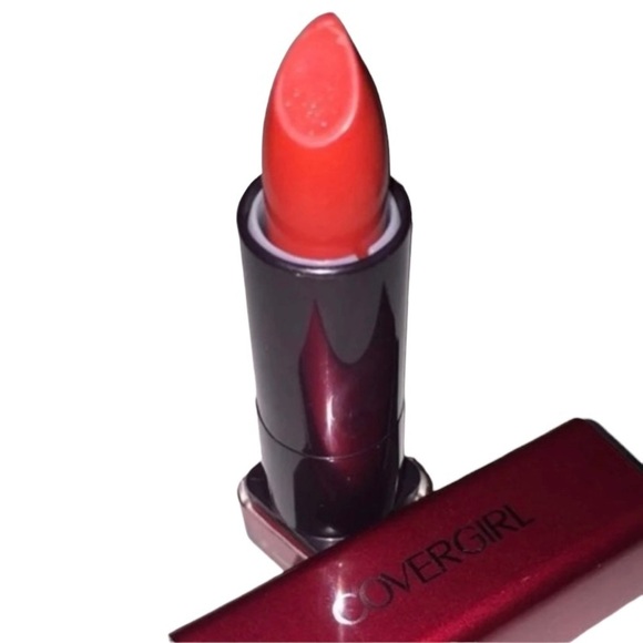 COVERGIRL Other - CoverGirl Succulent Cherry Lipstick